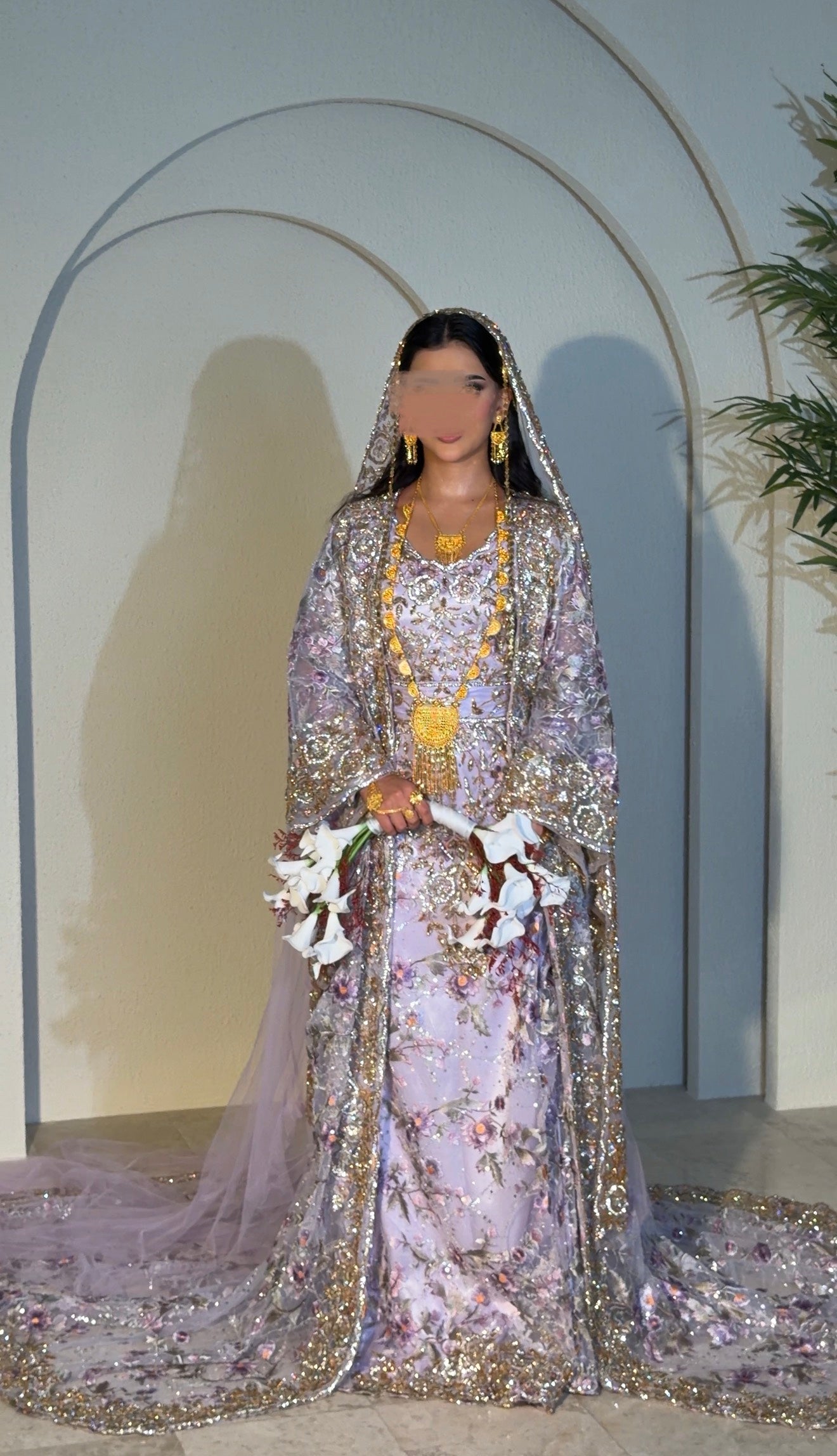 Purple thoub with embroidery ثوب بنفسجي مع شك يدوي