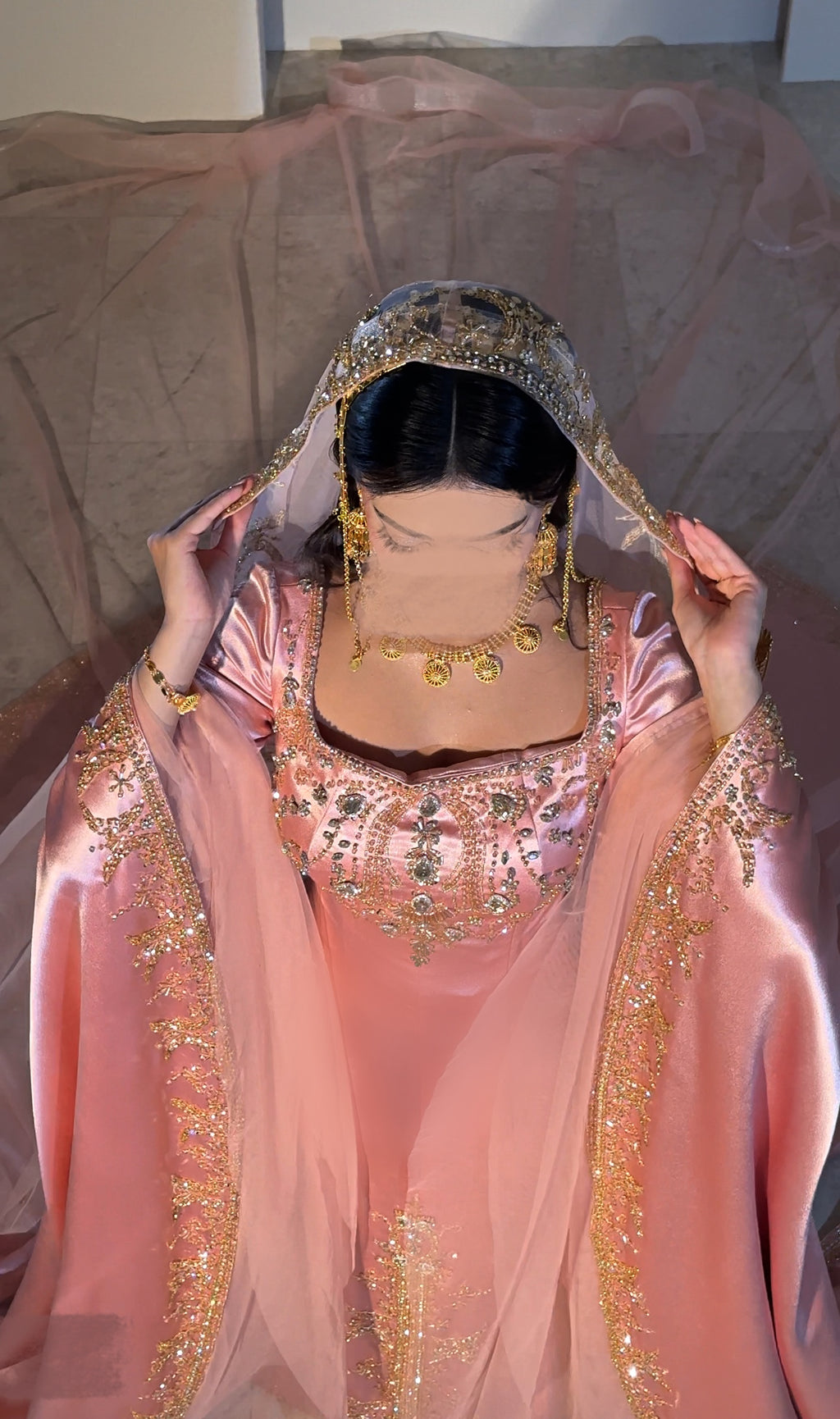 Peach henna dress with heavy hand beading فستان حنه مشمشي مع شك يدوي ثقيل