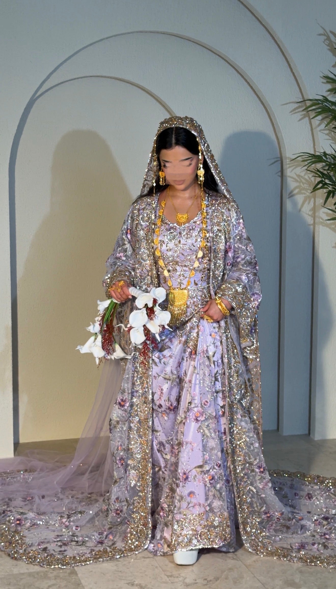 Purple thoub with embroidery ثوب بنفسجي مع شك يدوي