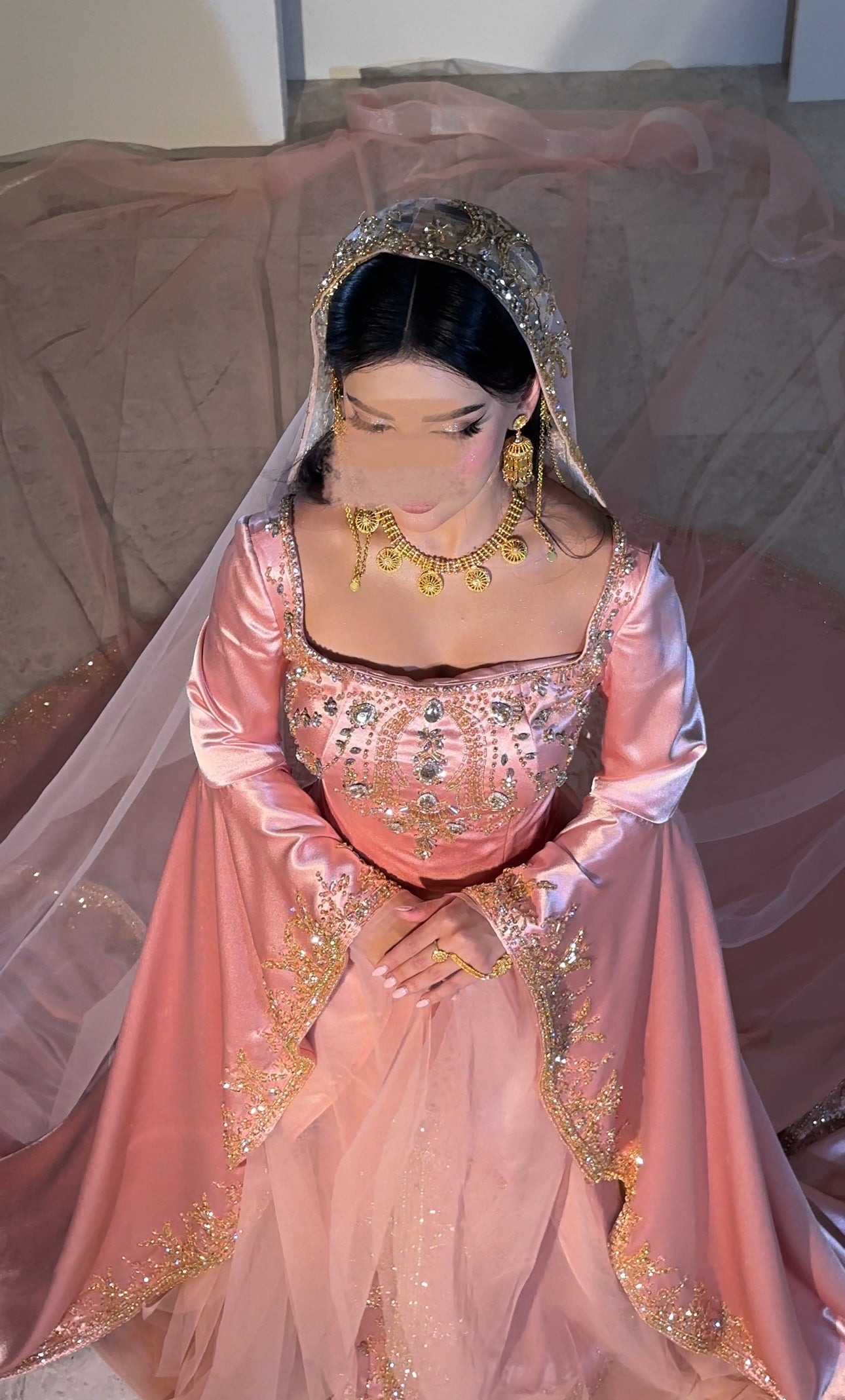 Peach henna dress with heavy hand beading فستان حنه مشمشي مع شك يدوي ثقيل