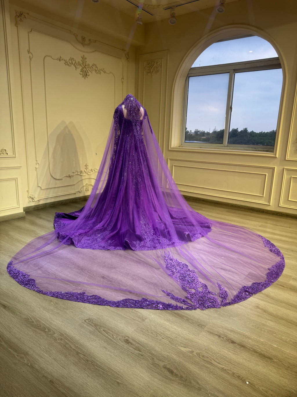 Dark purple fishtail malka dress with veil فستان بنفسجي غامق مع تنورة و طرحة