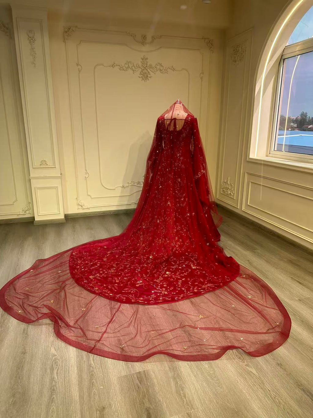 Red malka dress with fully embroidered tail فستان ملكة احمر مع ذيل مشكوك بالكامل