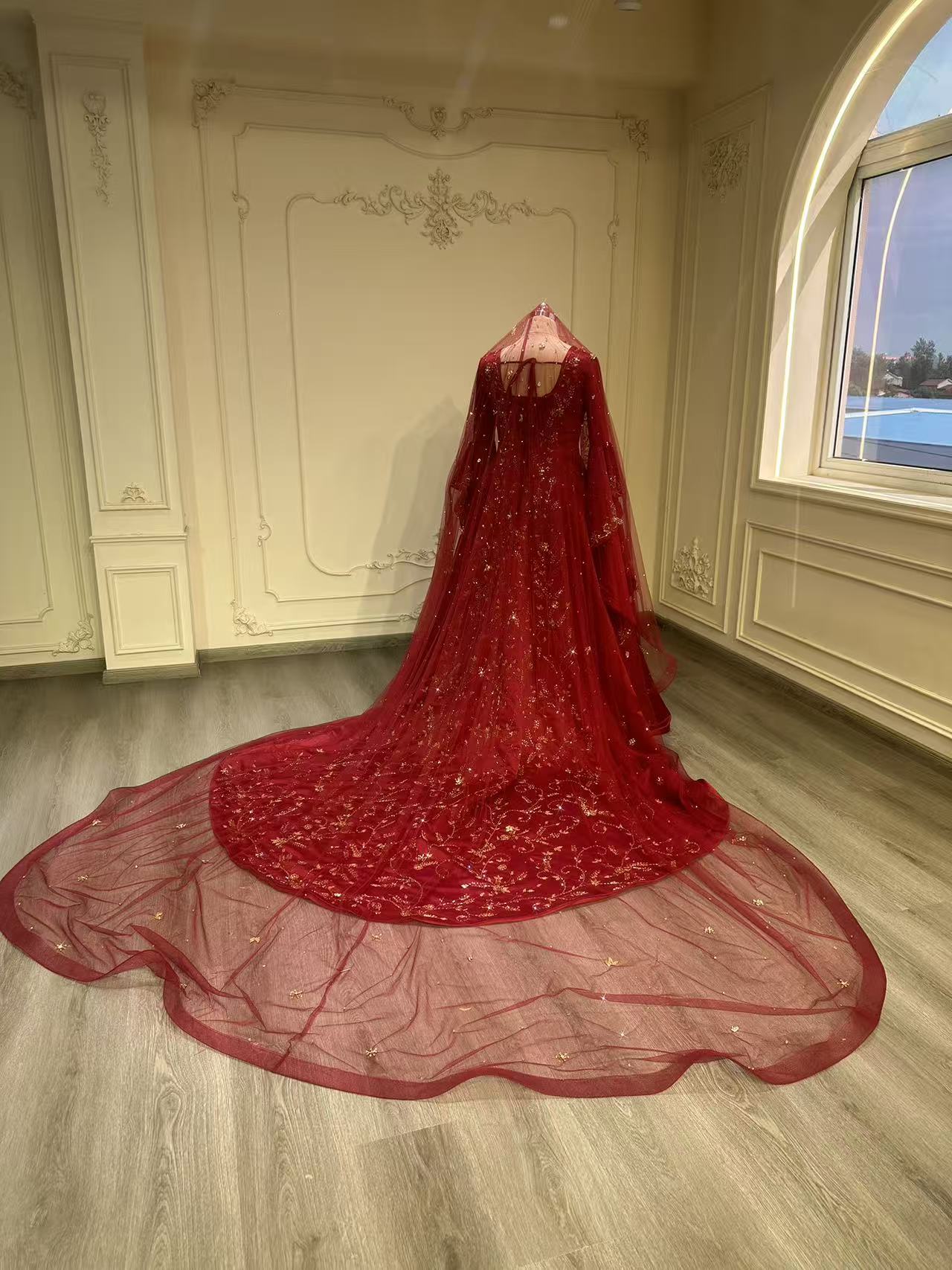 Red malka dress with fully embroidered tail فستان ملكة احمر مع ذيل مشكوك بالكامل