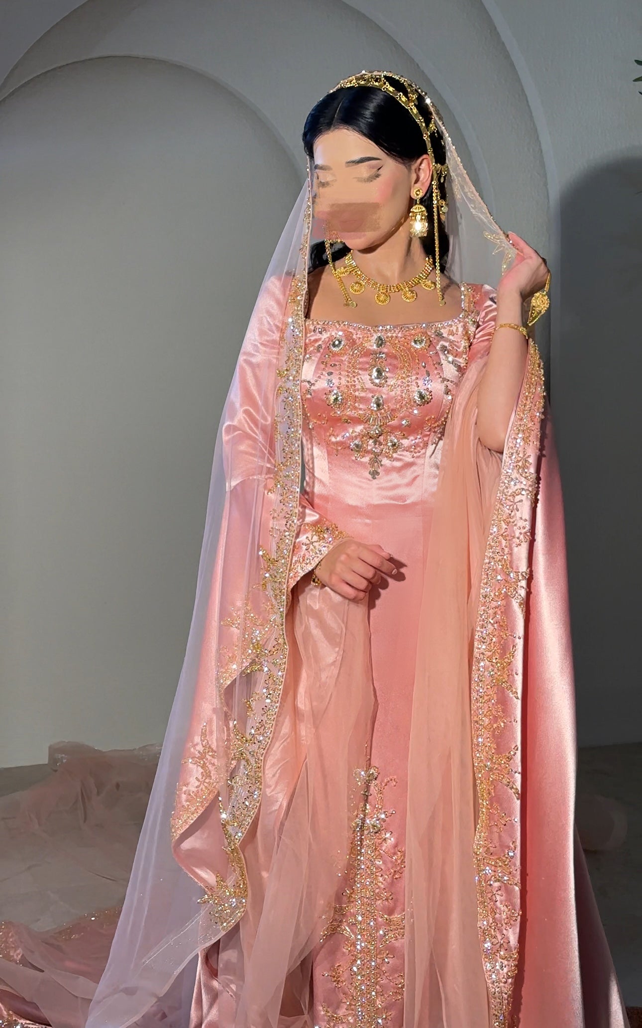 Peach henna dress with heavy hand beading فستان حنه مشمشي مع شك يدوي ثقيل