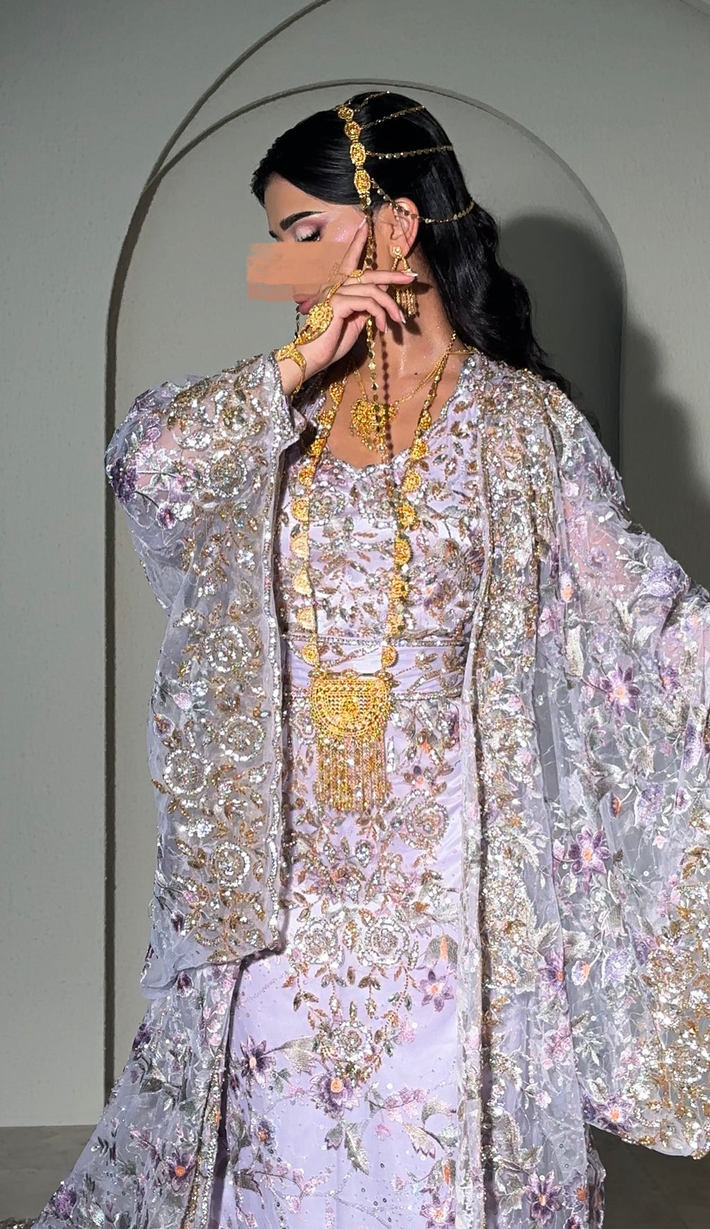 Purple thoub with embroidery ثوب بنفسجي مع شك يدوي