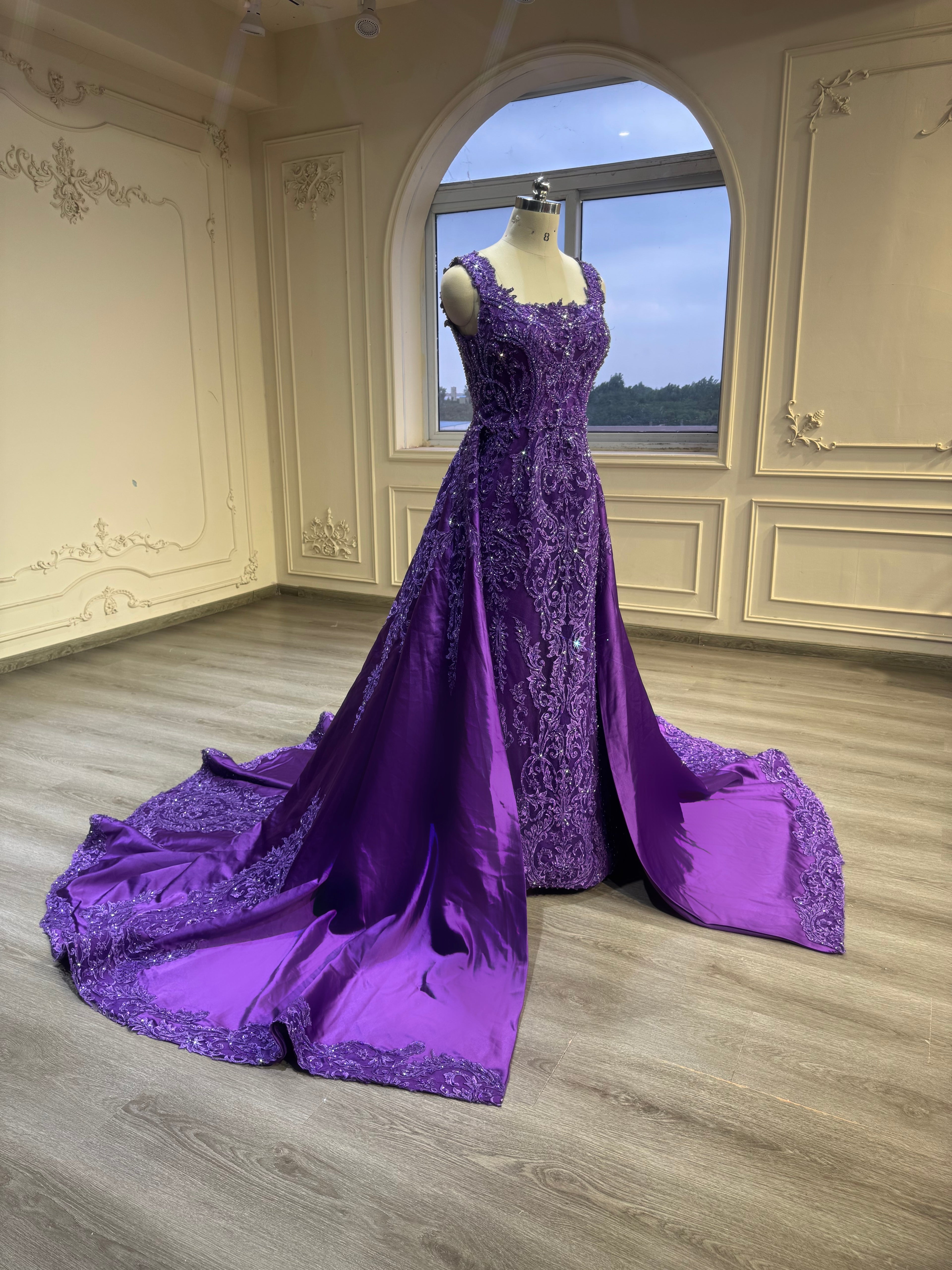 Dark purple fishtail malka dress with veil فستان بنفسجي غامق مع تنورة و طرحة