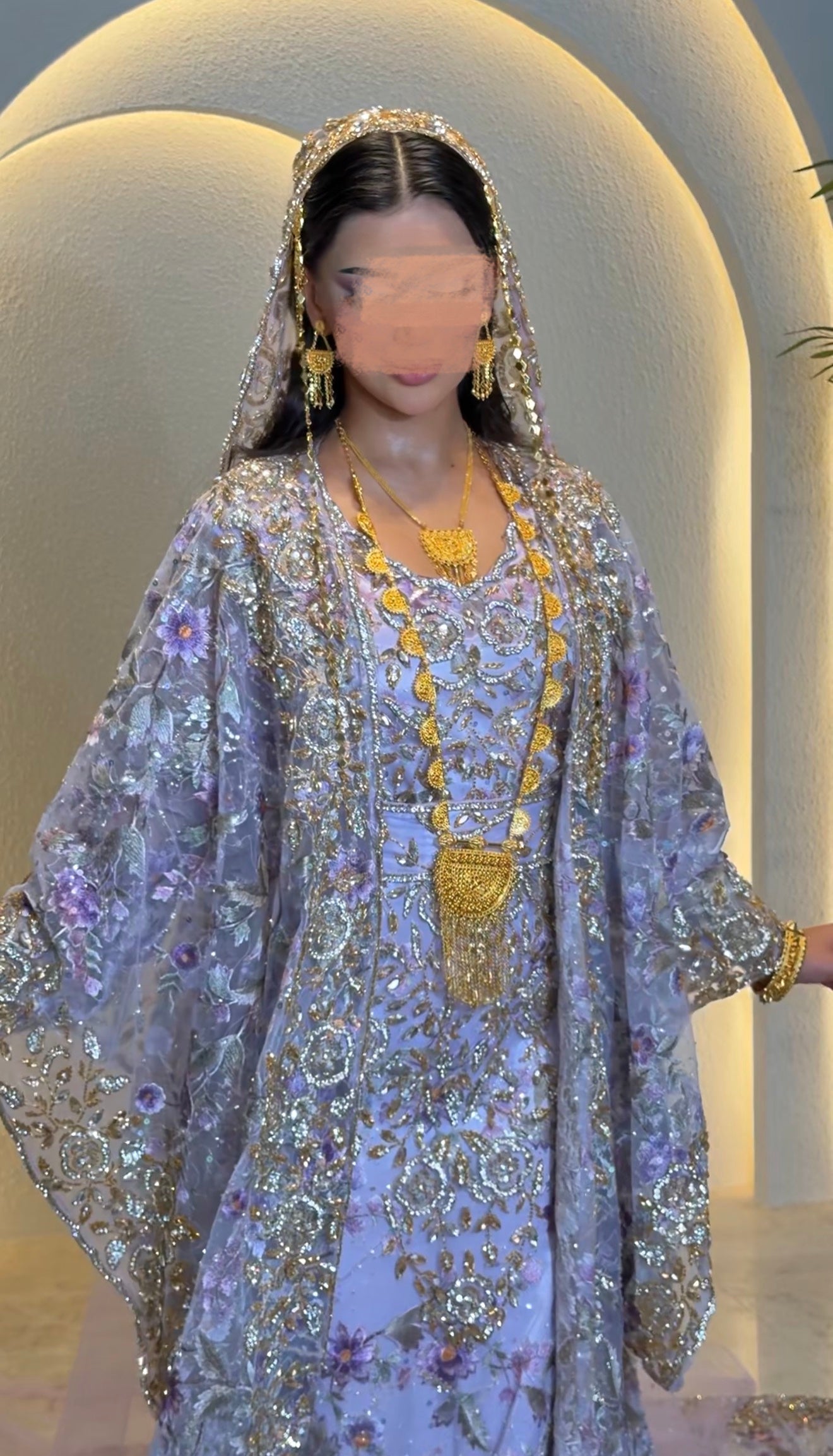 Purple thoub with embroidery ثوب بنفسجي مع شك يدوي