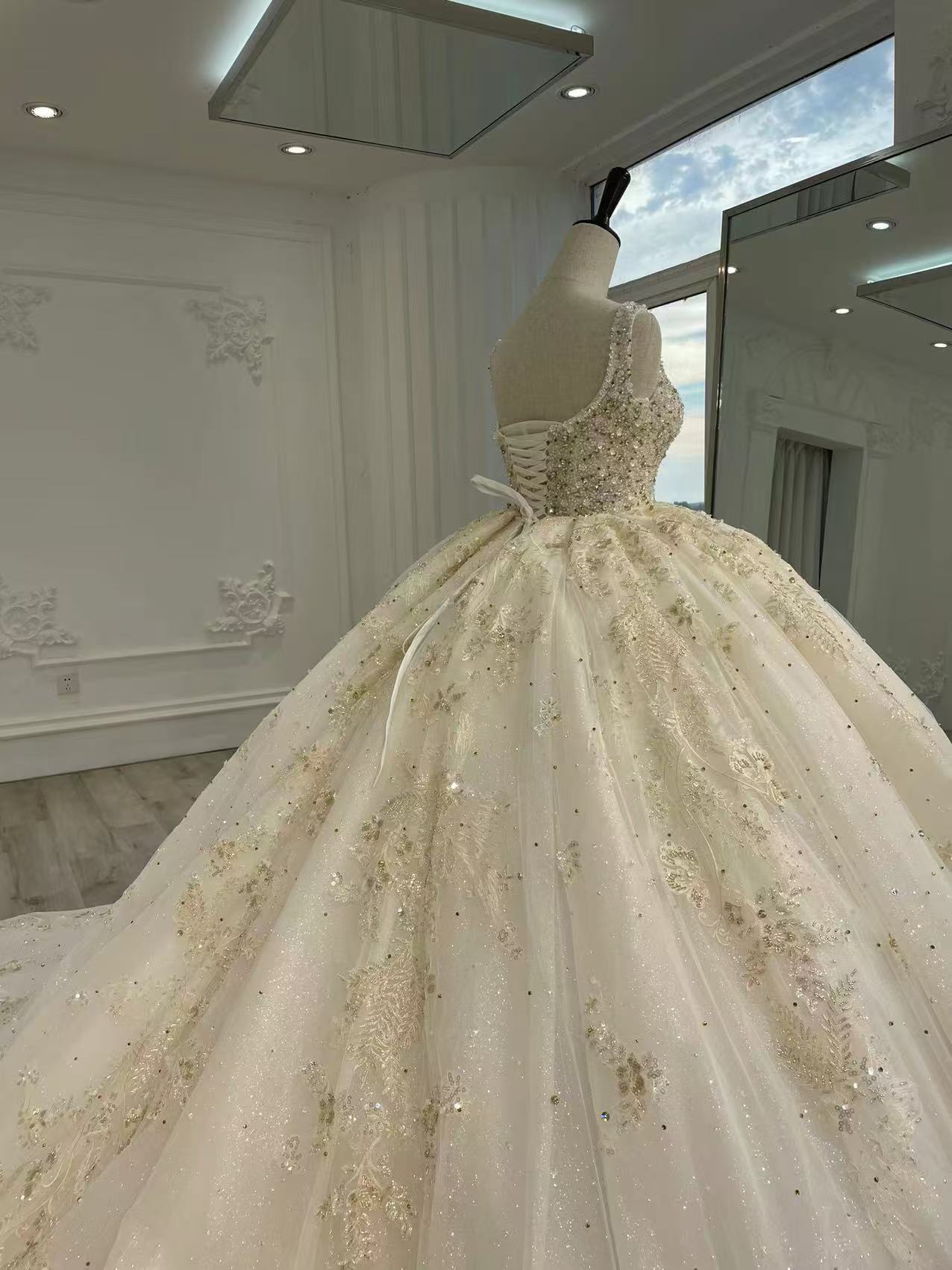 Ballgown champagne dress with heavy hand beading فستان منفوش مع شك يدوي ثقيل