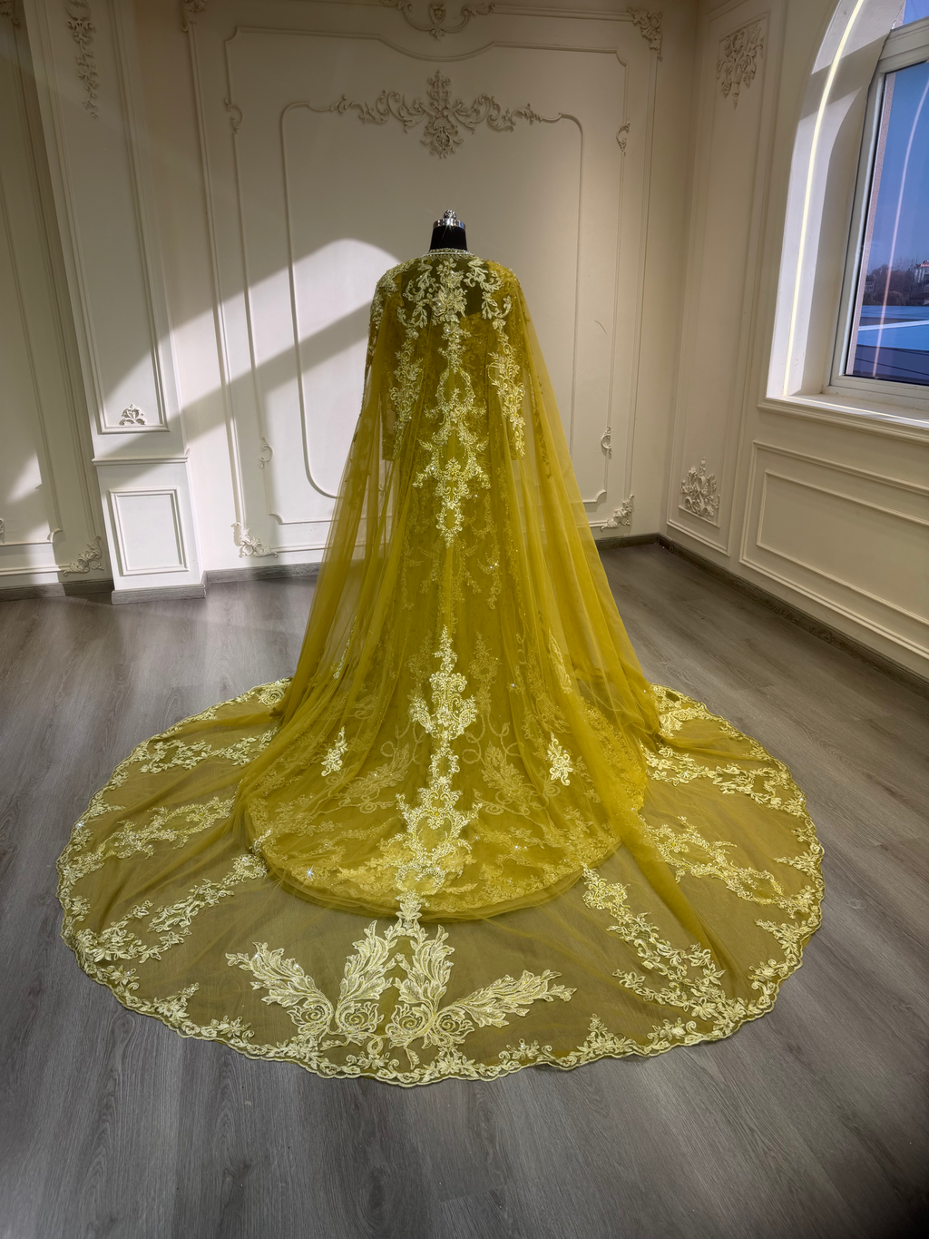 Olive green malka dress with veil فستان زيتوني الملكة مع طرحة