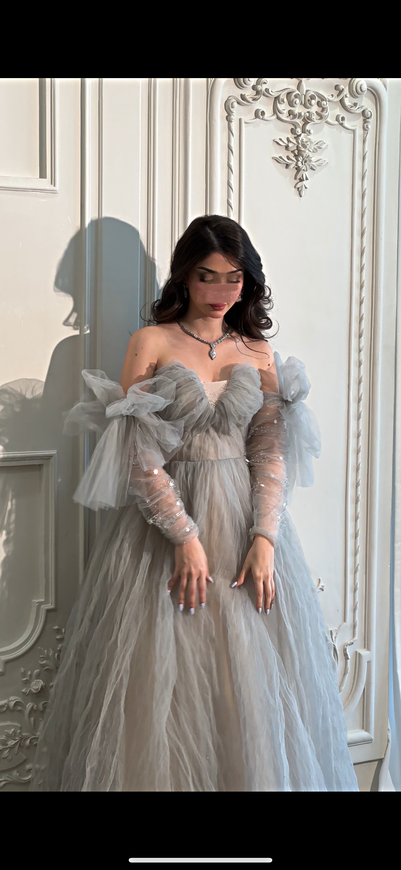 Soft grey tulle evening dress فستان سهره فضي بالتول الناعم و الشك