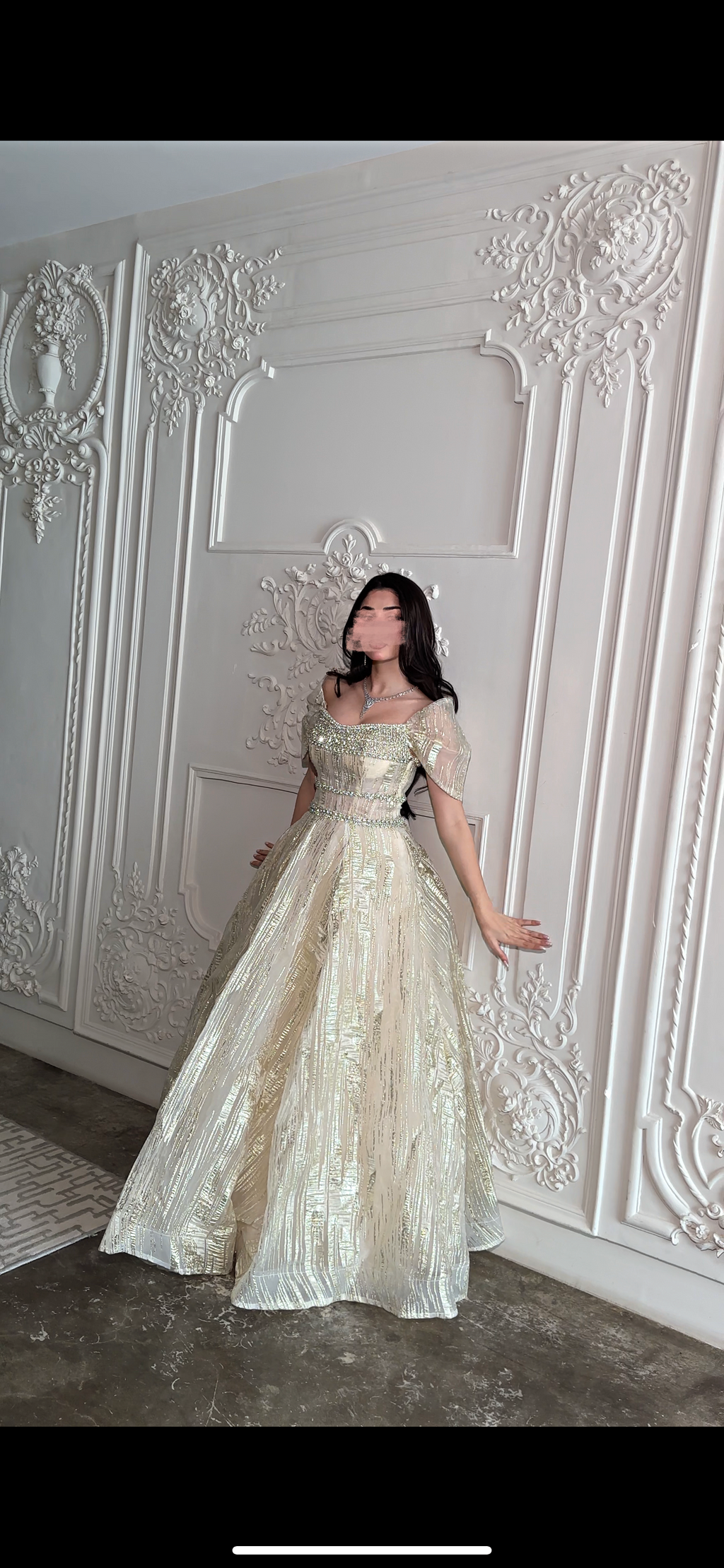 Off white dress فستان اوف وايبت بالكريستال