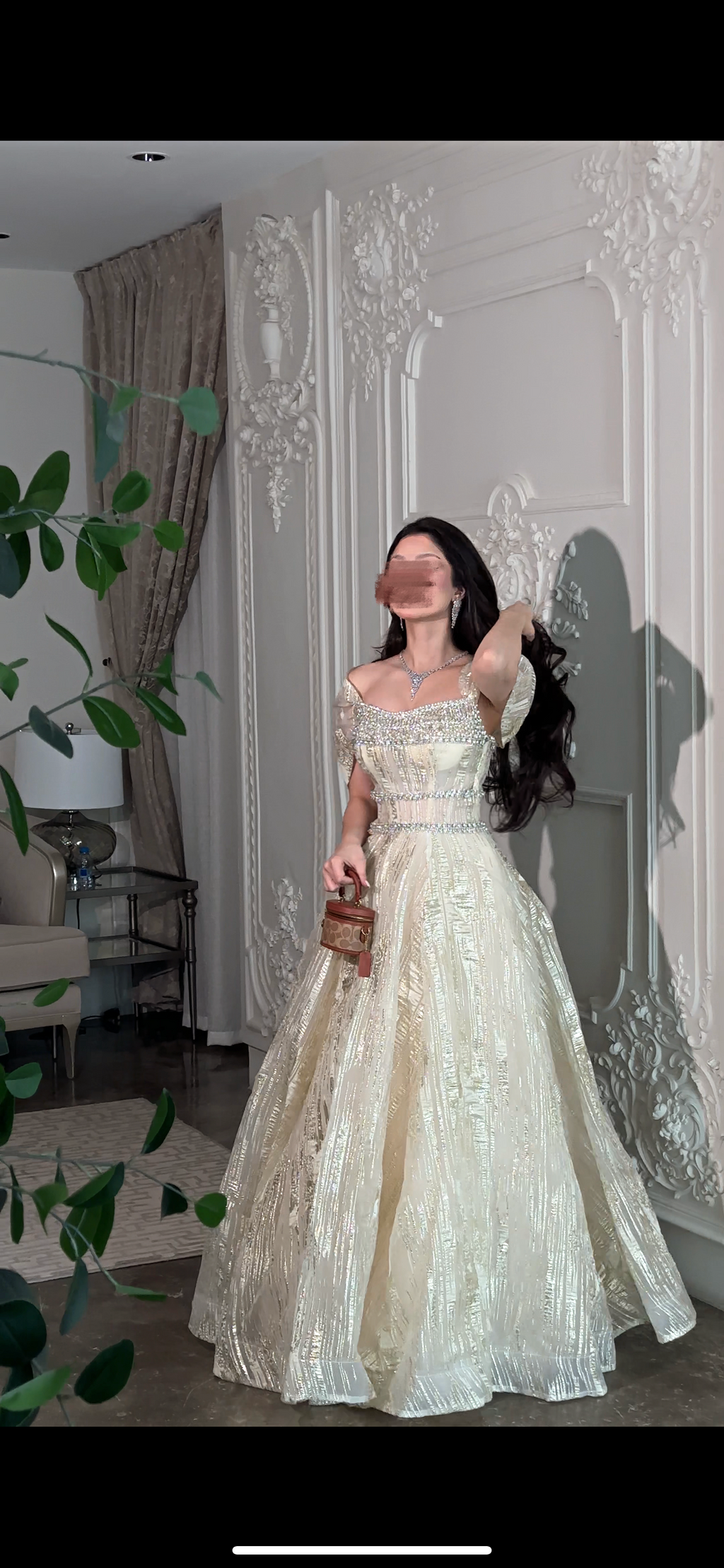 Off white dress فستان اوف وايبت بالكريستال
