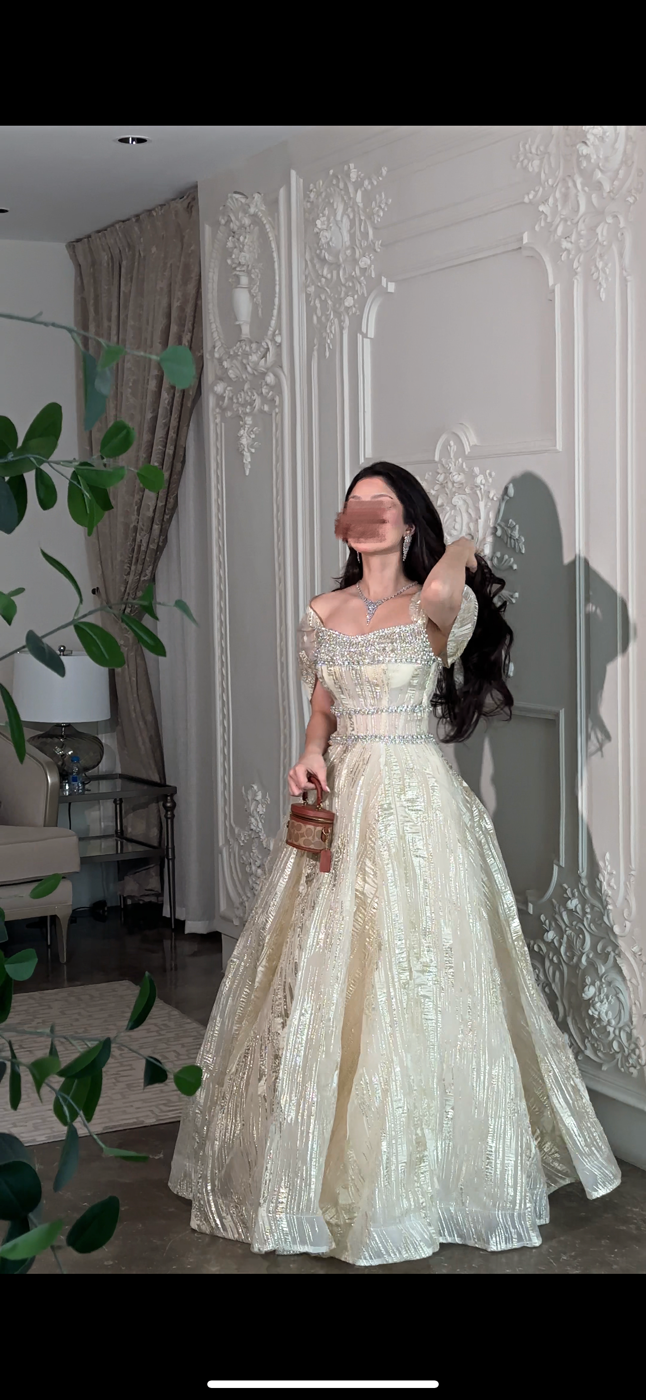 Off white dress فستان اوف وايبت بالكريستال