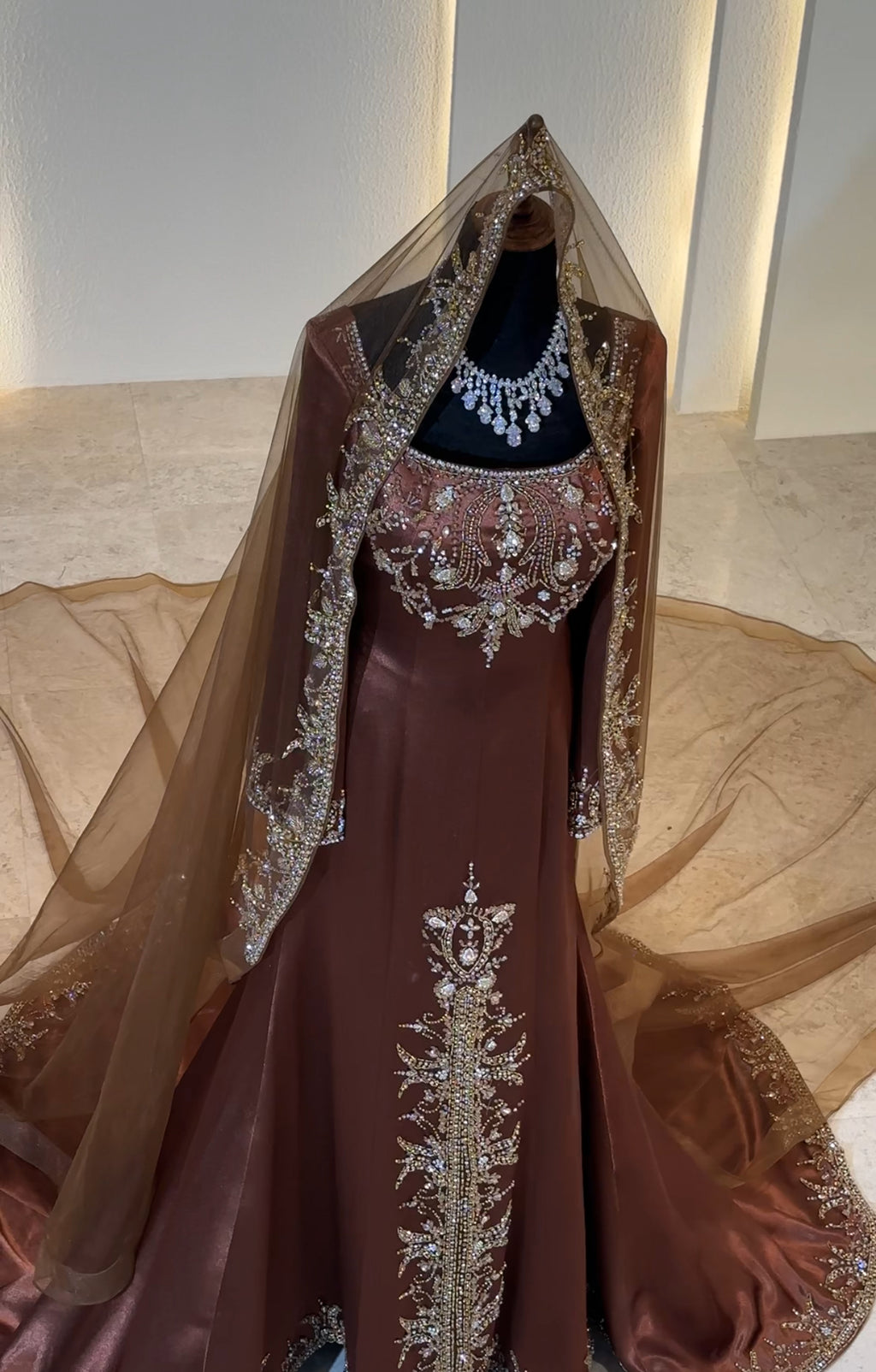 Brown malka hand beaded dress with veil فستان ملكة بني مع ذيل و طرحة