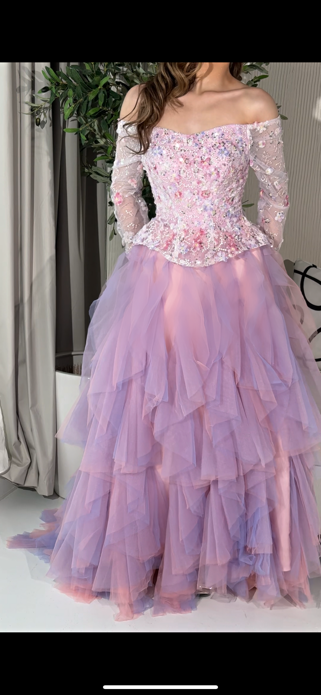 Pink ruffle corset فستان بنك بكورسيت و كسرات