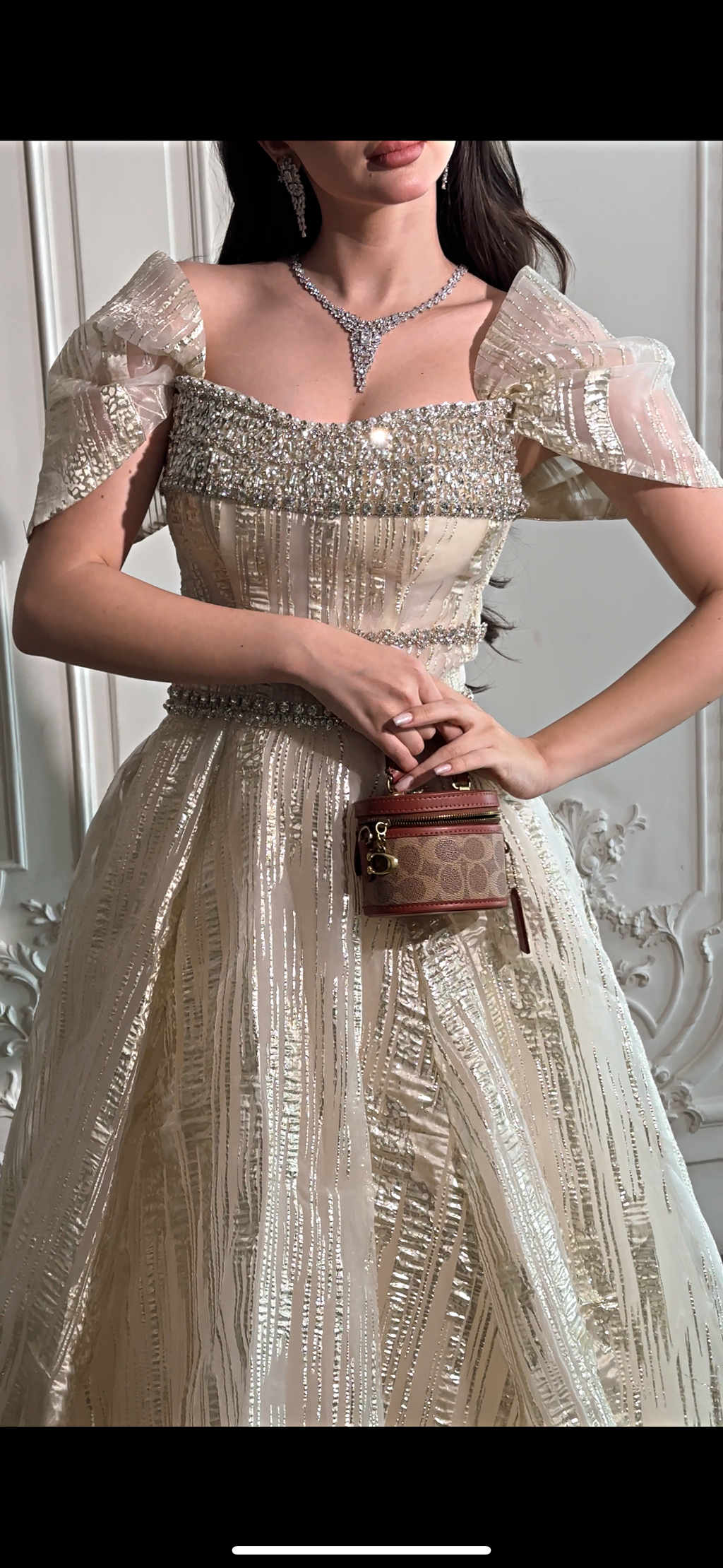 Off white dress فستان اوف وايبت بالكريستال